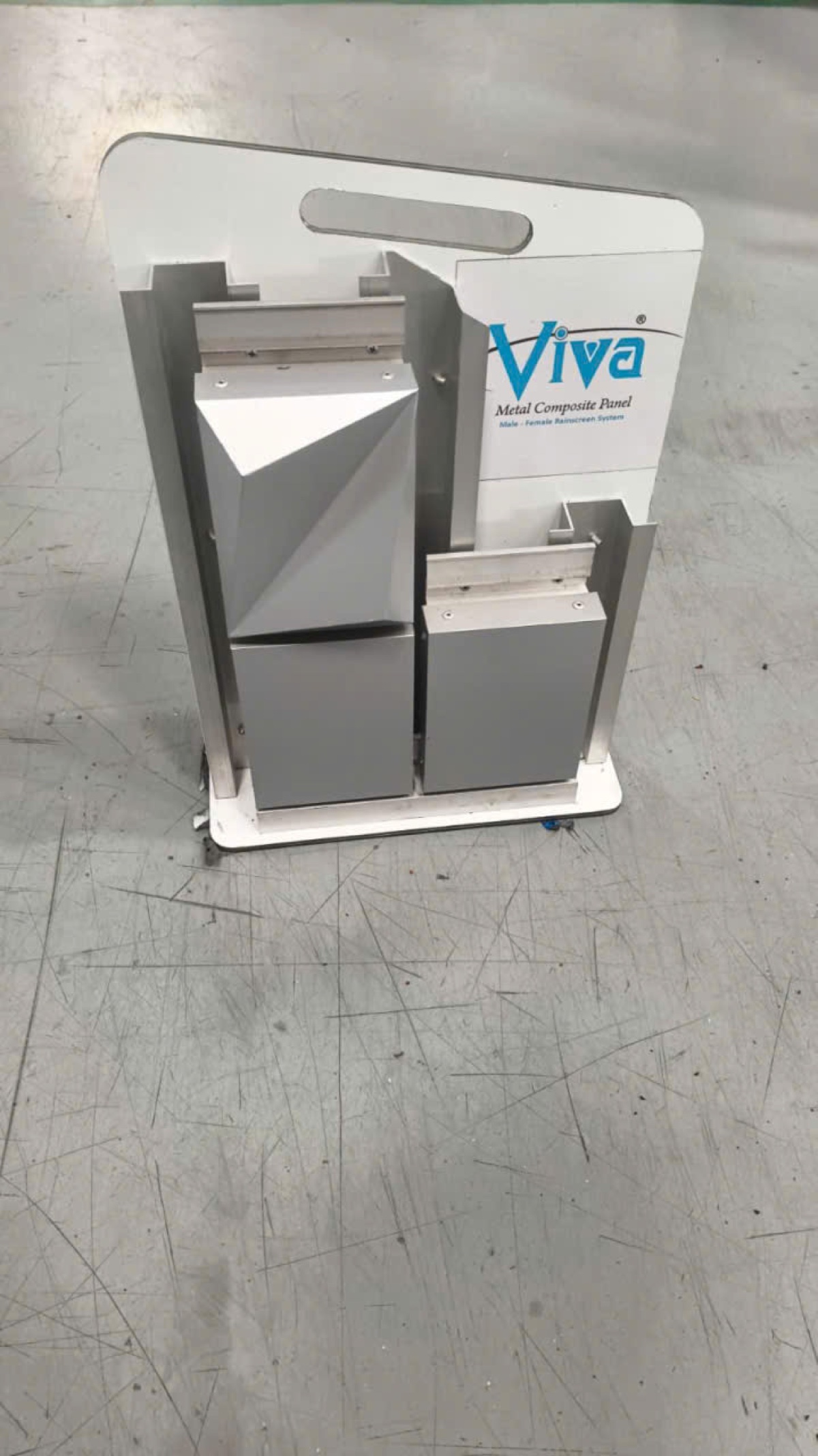VIVA MFR System (Male-Female Rainscreen)
